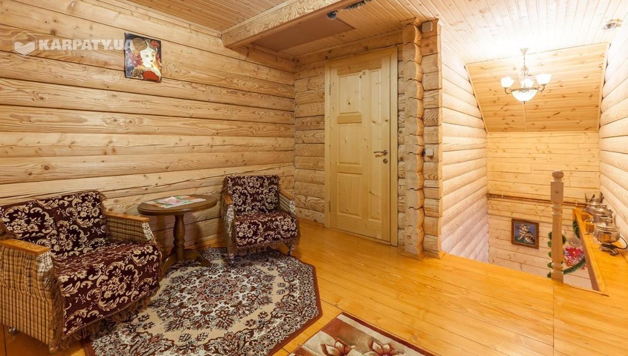 У Гриніва Polyanitsa Popovichevskaya Exterior foto